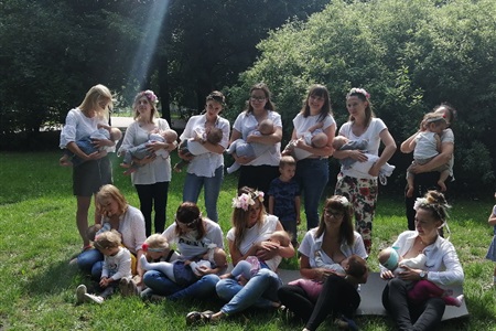 Mleczne Zdjęcie Mam Karmiących 09_08_2019