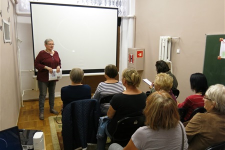 Spotkania dla seniorów w bibliotece miejskiej